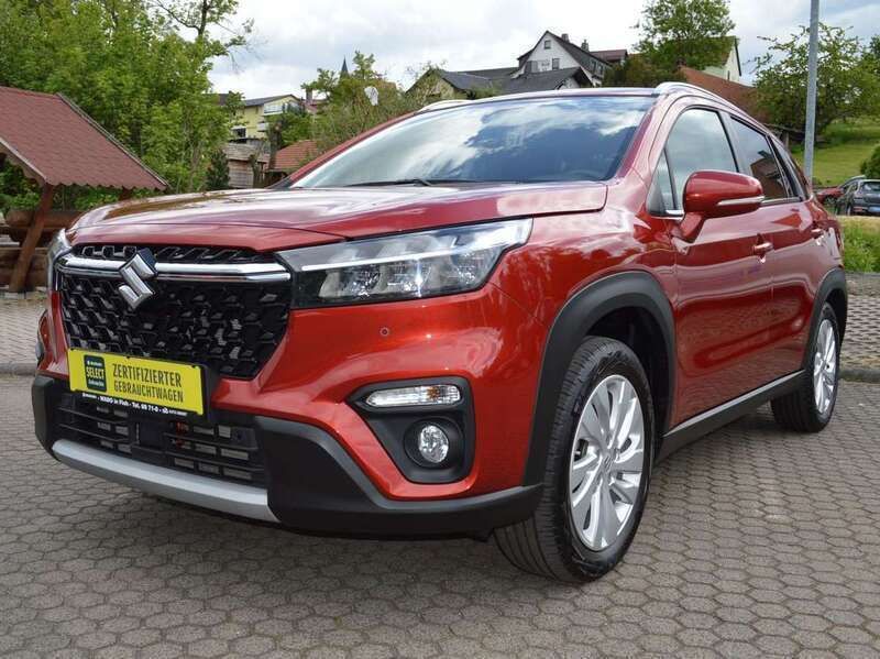 Energetic red pearl Gebraucht 2024 Suzuki SX4 S-Cross Comfort SUV | 19.990 € (Guter Preis) - Bild 1/4