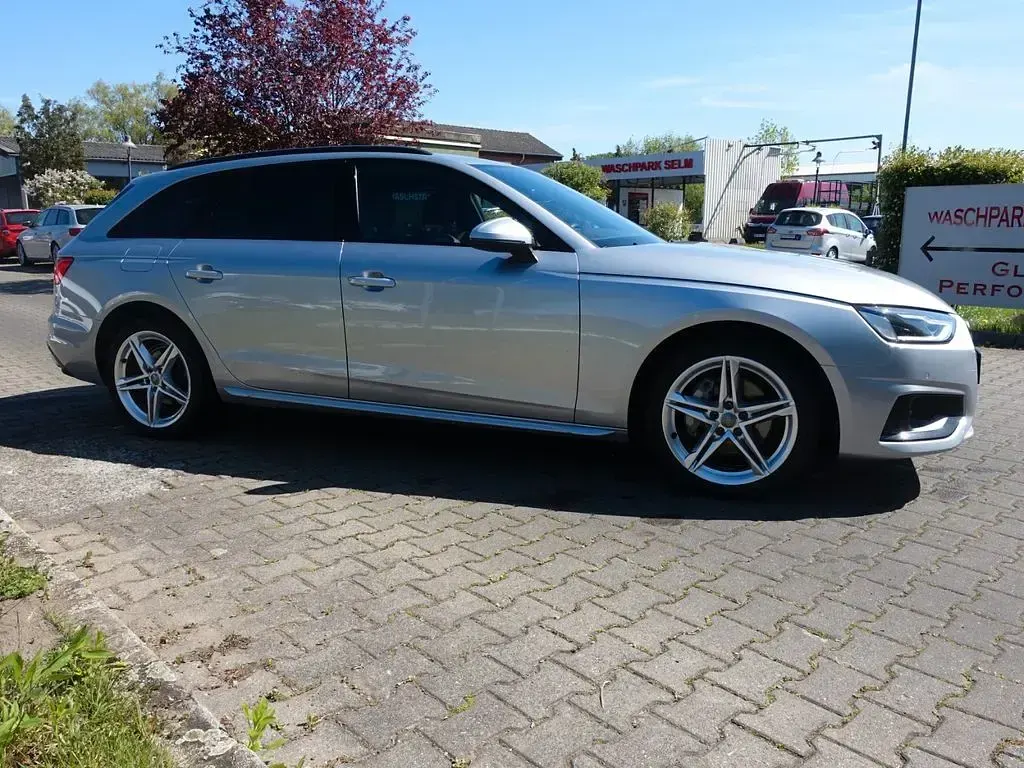 Usata Audi A4 Advanced 190 CV (139 kW) 2020 Argento Station wagon
