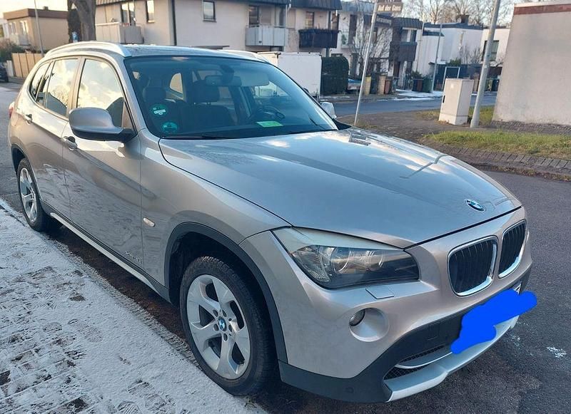Beige Gebraucht 2011 BMW X1 SUV | 5.900 € (Fairer Preis) - Bild 1/4