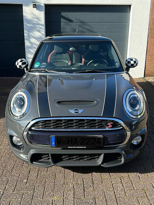 Grau Gebraucht 2016 Mini Cooper S Kleinwagen | 16.999 € (Fairer Preis) - Bild 1/4