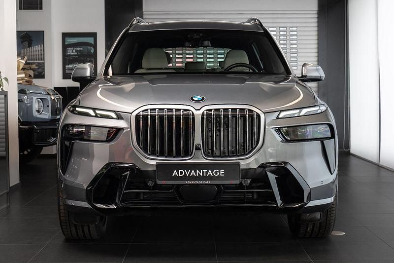 Gebraucht BMW X7 Exclusive 352 PS (258 kW) 2023 Grau SUV