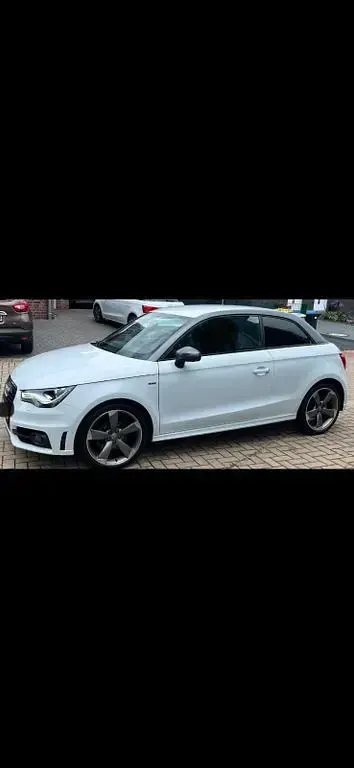 Gebraucht Audi A1 S-Line 143 PS (105 kW) 2012 Weiß Kleinwagen