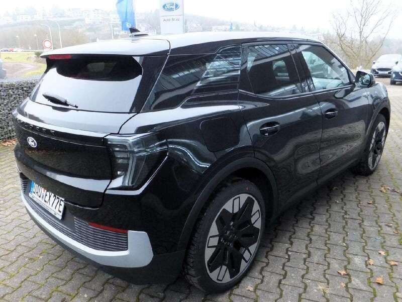 Gebraucht Ford Explorer Premium 210 kW (286 PS) 2024 Obsidianschwarz metallic SUV