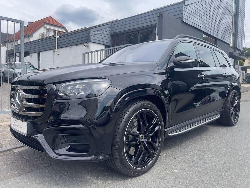 Schwarz Gebraucht 2025 Mercedes GLS450 AMG SUV | 139.890 € - Bild 1/4