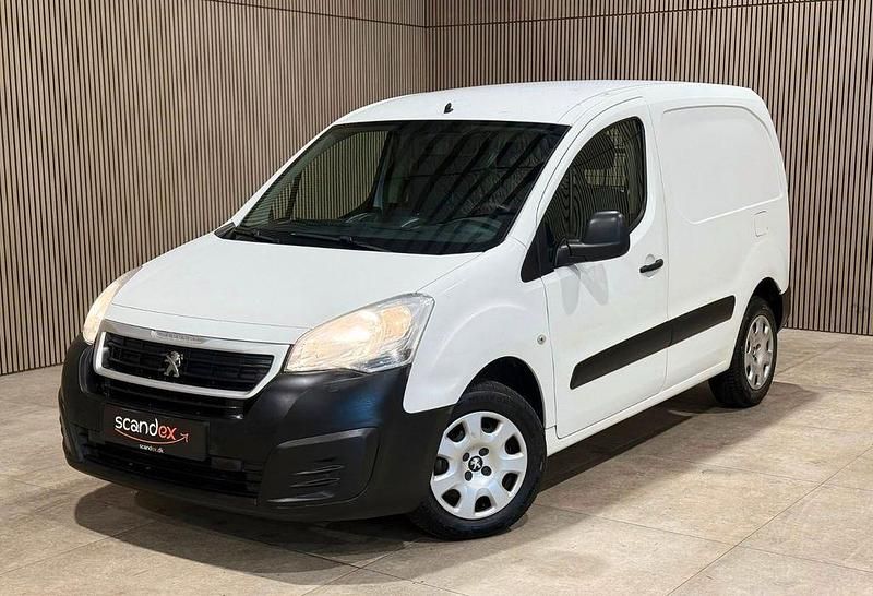 Gebraucht Peugeot Partner 90 PS (66 kW) 2015 Weiß Van / Kleinbus