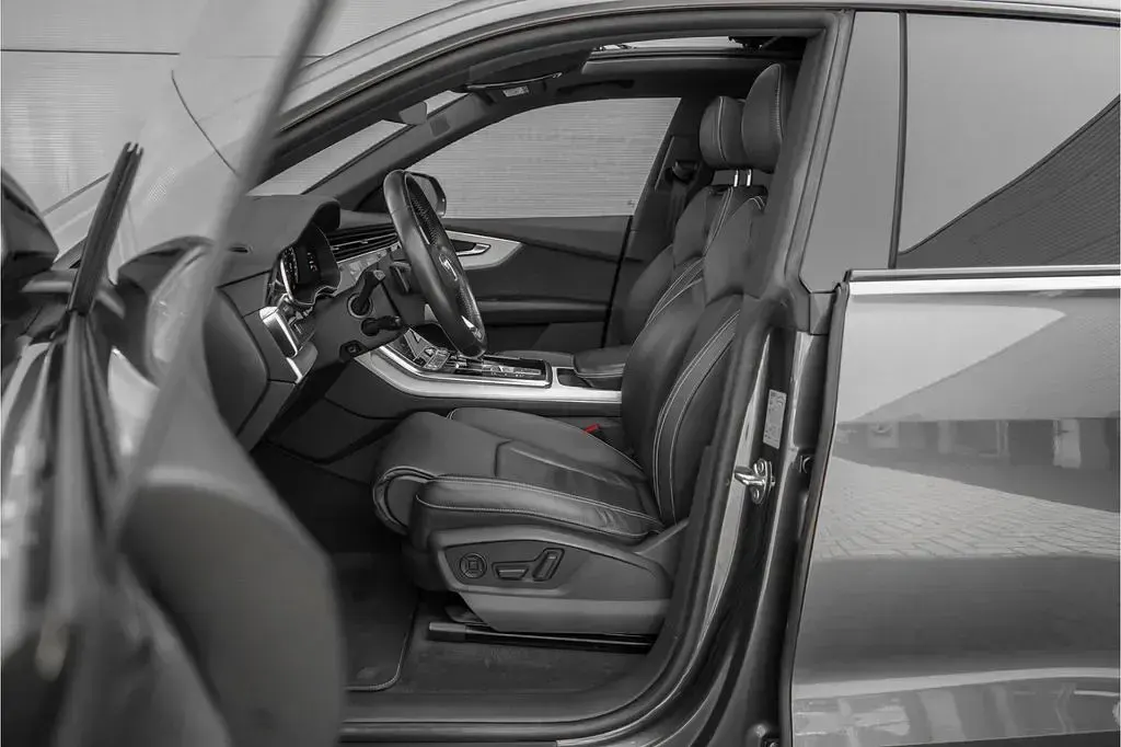 Gebraucht Audi Q8 Proline 286 PS (210 kW) 2018 Grau SUV