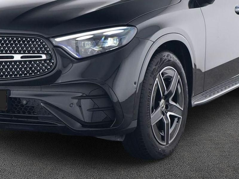 Gebraucht Mercedes GLC300 Advanced Plus 258 PS (189 kW) 2024 Schwarz Coupé