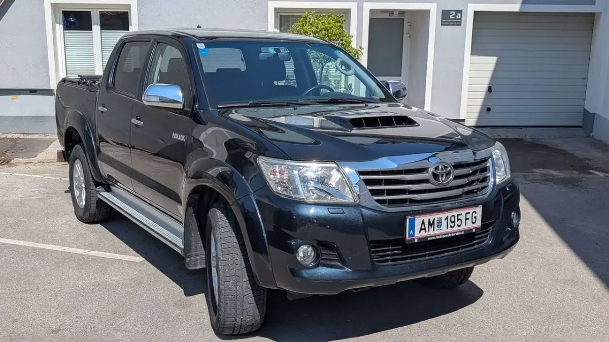 Gebraucht Toyota HiLux City 171 PS (125 kW) 2015 Blau Pickup