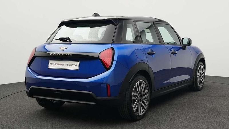 Gebraucht Mini Cooper Classic 156 PS (114 kW) 2024 Blau Kleinwagen