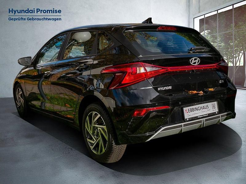 Gebraucht Hyundai i20 Trend 101 PS (74 kW) 2025 Schwarz Kleinwagen