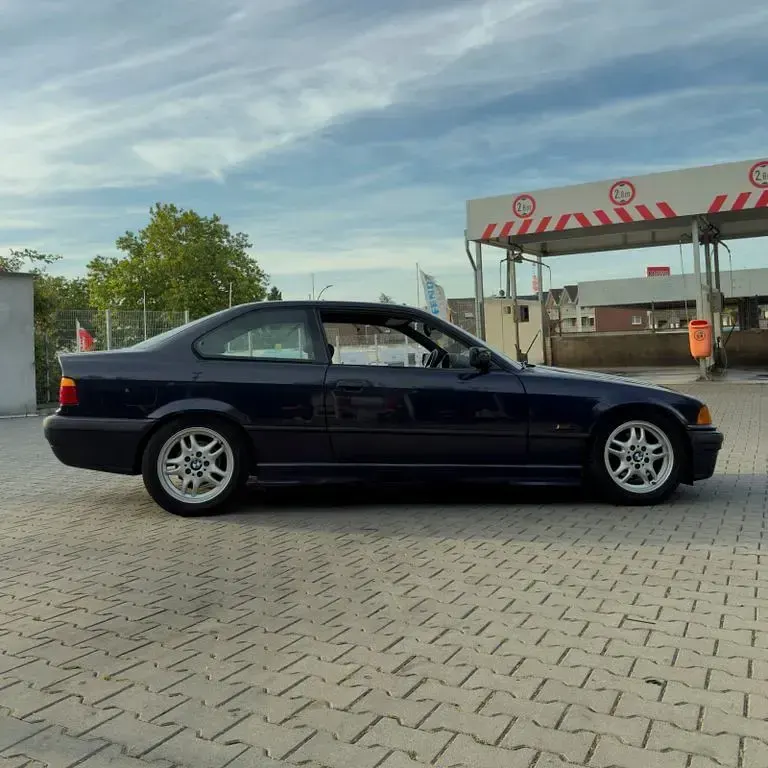 Gebraucht BMW 316 Performance 102 PS (75 kW) 1995 Violett Coupé