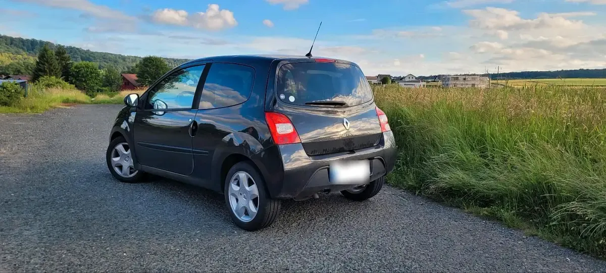 Gebraucht Renault Twingo 76 PS (55 kW) 2010 Schwarz Kleinwagen