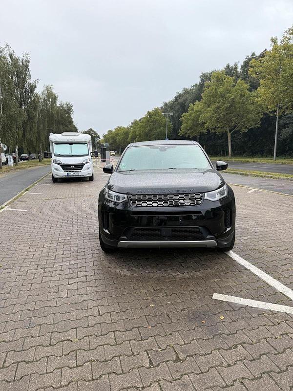 Schwarz Gebraucht 2020 Land Rover Discovery Sport S SUV | 26.500 € (Etwas zu teuer) - Bild 1/4