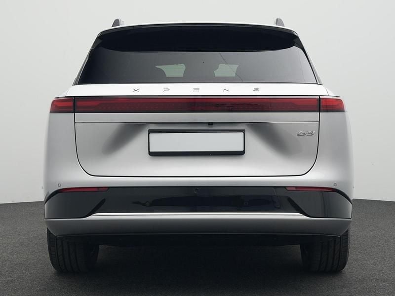 Neu XPENG G9 RWD Standard Range 230 kW (313 PS) 2025 Silver frost SUV