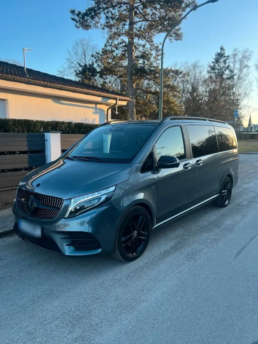 Gebraucht Mercedes V250 Avantgarde 190 PS (139 kW) 2021 Grau Van / Kleinbus
