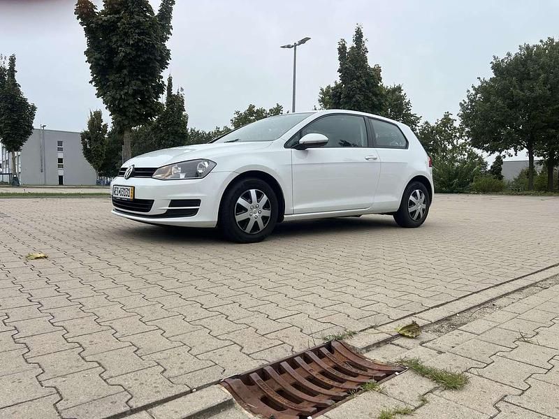 Gebraucht 2014 VW Golf VII Trendline Limousine | 7.500 € (Guter Preis) - Bild 1/4
