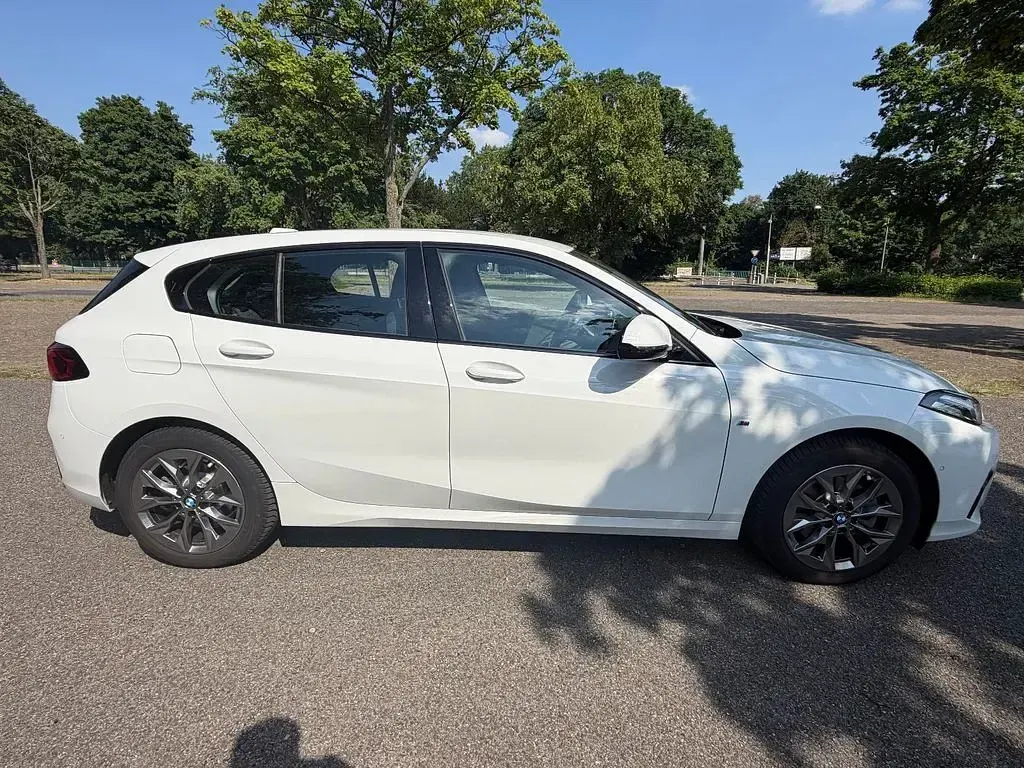 Gebraucht BMW 120 170 PS (125 kW) 2025 Weiß Kleinwagen