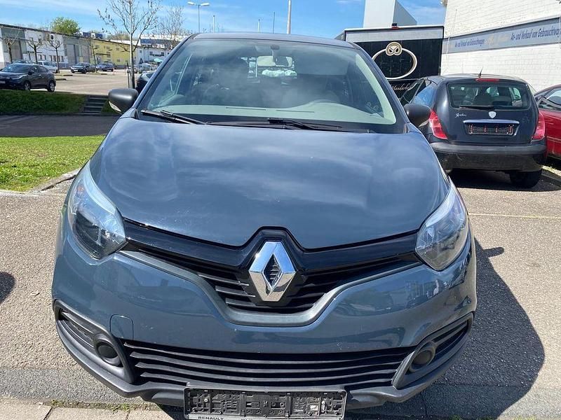 Second-hand Renault Captur Expression 90 CP (66 kW) 2014 SUV