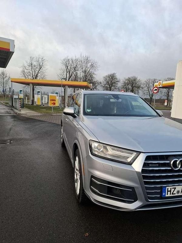 Gebraucht Audi Q7 333 PS (244 kW) 2016 Grau SUV