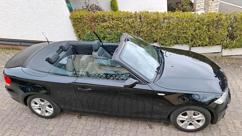 Gebraucht BMW 118 Cabriolet 143 PS (105 kW) 2009 Schwarz Cabrio