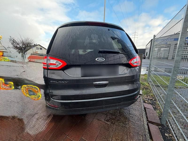 Gebraucht Ford Galaxy 204 PS (150 kW) 2016 Braun Van / Kleinbus