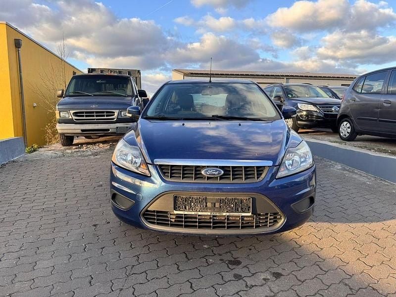 Gebraucht Ford Focus Style 125 PS (91 kW) 2010 Blau Limousine