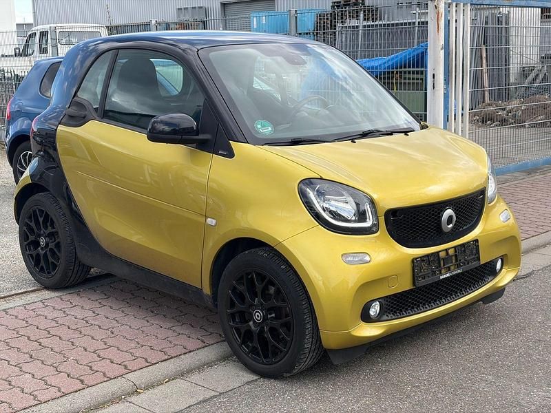 Gebraucht Smart ForTwo Coupé 71 PS (52 kW) 2016 Schwarz Coupé