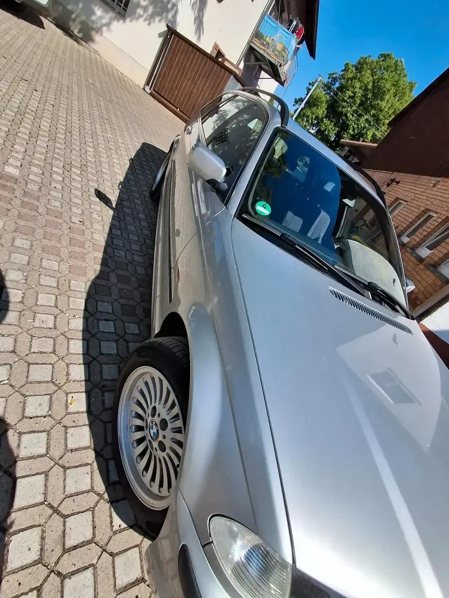 Gebraucht BMW 320 170 PS (125 kW) 2001 Silber Kombi