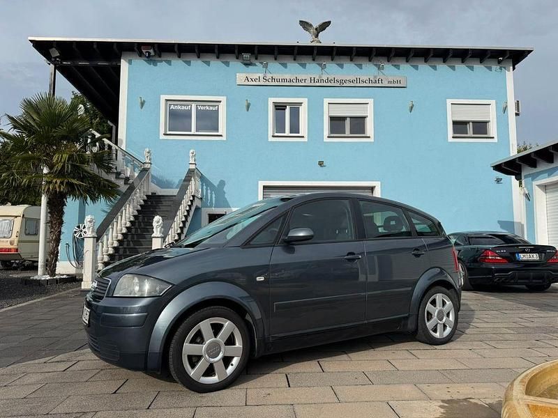 Grau Gebraucht 2003 Audi A2 Sport Kleinwagen | 4.999 € (Etwas zu teuer) - Bild 1/4