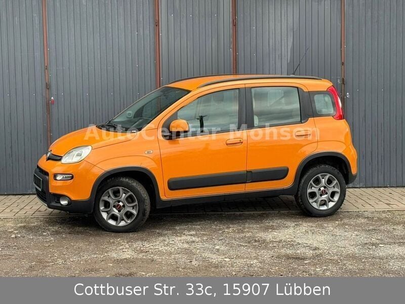 Orange Gebraucht 2014 Fiat Panda Trekking Kleinwagen | 4.999 € (Guter Preis) - Bild 1/4