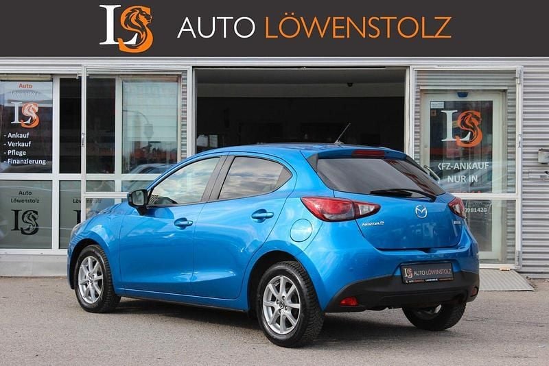 Gebraucht Mazda 2 Exclusive-Line 90 PS (66 kW) 2015 Blau Kleinwagen