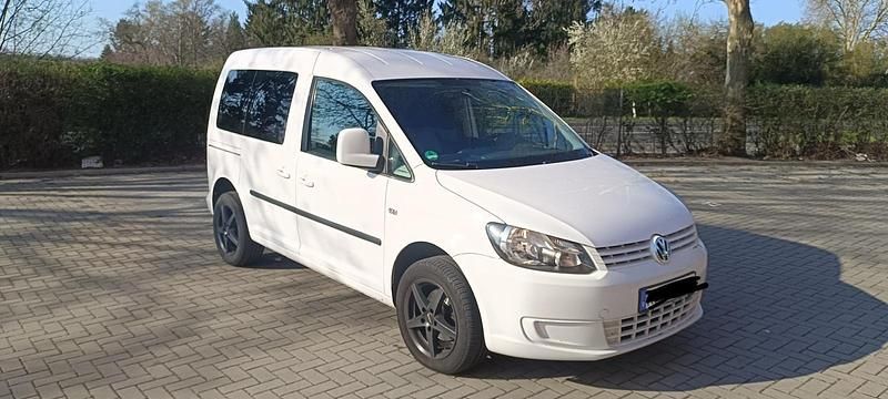 Gebraucht VW Caddy Trendline 102 PS (75 kW) 2012 Weiß Van / Kleinbus