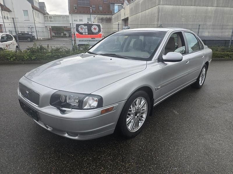 Silber Gebraucht 2002 Volvo S80 Executive Limousine | 9.999 € - Bild 1/4