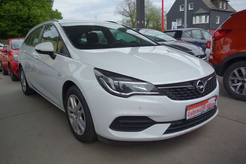 Weiß Gebraucht 2020 Opel Astra Edition Kombi | 7.890 € (Superpreis) - Bild 1/4