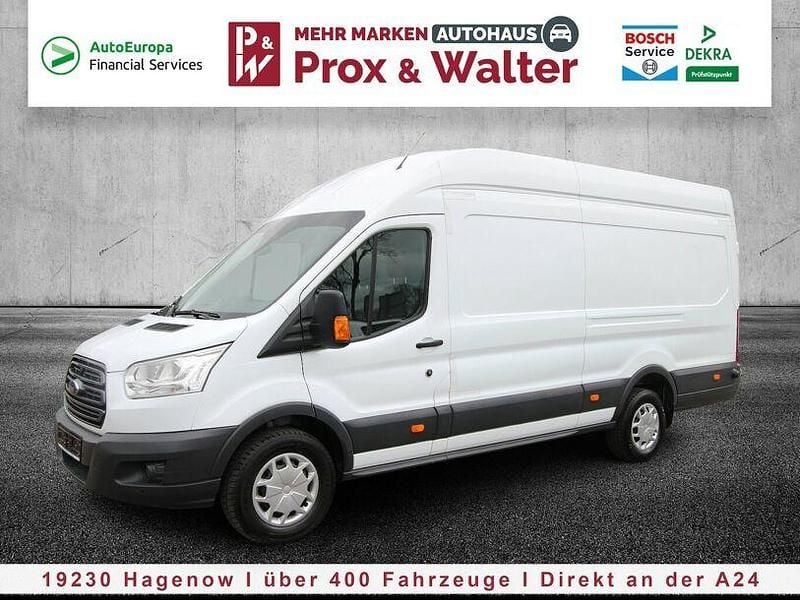 Gebraucht Ford Transit Trend 131 PS (96 kW) 2019 Frostweiß Van