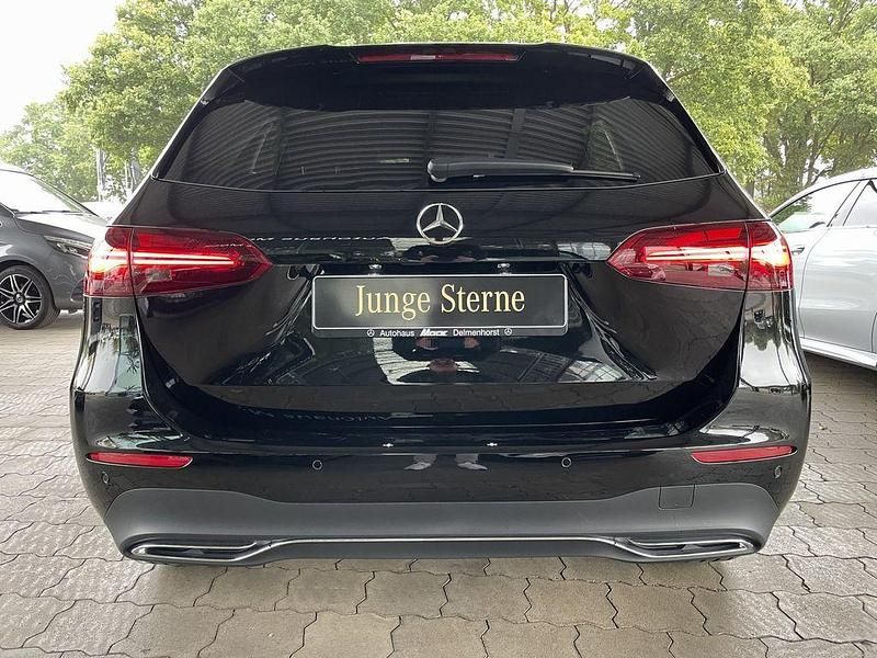 Gebraucht Mercedes B220 Advanced Plus 190 PS (139 kW) 2024 Schwarz Van / Kleinbus