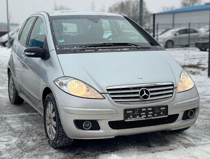 Silber Gebraucht 2004 Mercedes A200 Elegance Limousine | 1.690 € (Guter Preis) - Bild 1/4