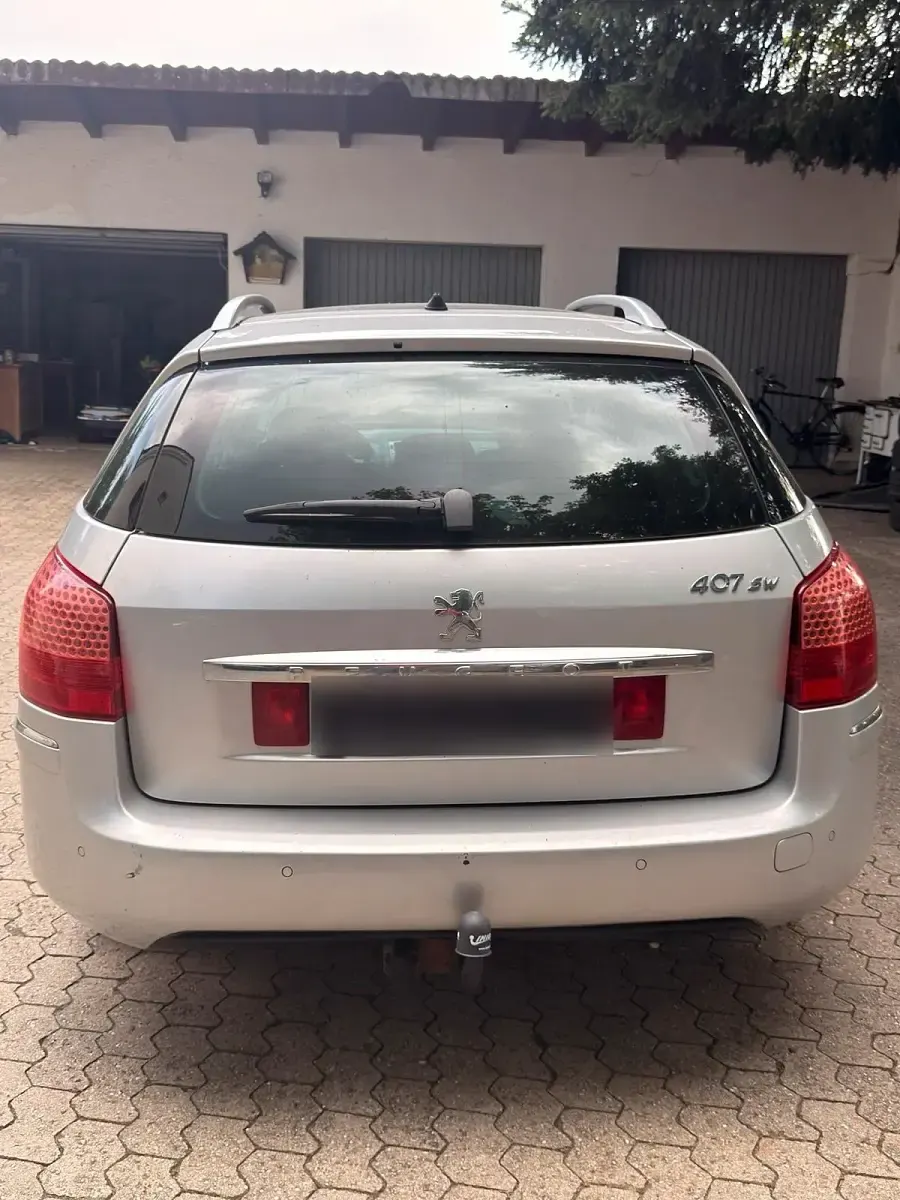 Gebraucht Peugeot 407 140 PS (102 kW) 2009 Weiß Kombi
