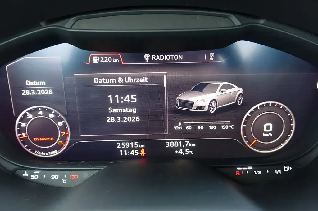 Gebraucht Audi TT Sport 179 PS (131 kW) 2018 Florettsilber (metallic) Coupé