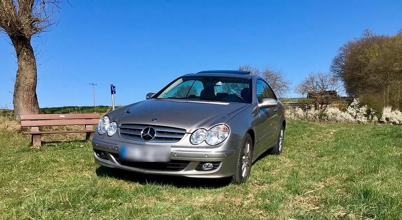 Gebraucht Mercedes CLK200 184 PS (135 kW) 2008 Silber Coupé