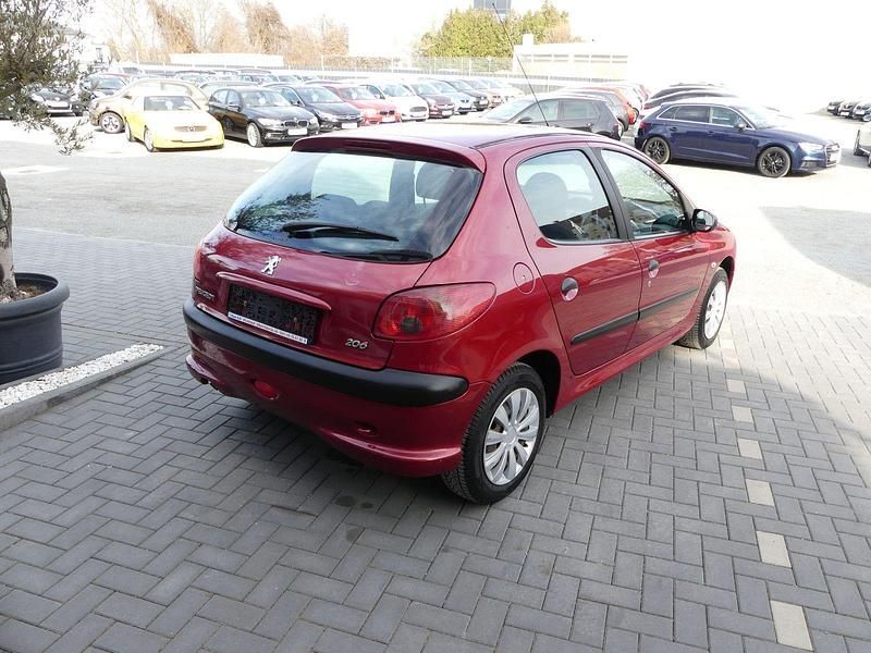 Gebraucht Peugeot 206 75 PS (55 kW) 2009 Rot Kleinwagen