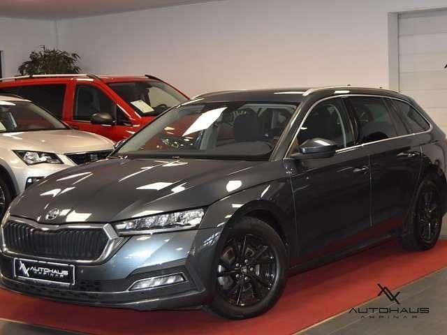 Gebraucht Skoda Octavia First Edition 150 PS (110 kW) 2020 Quarzgrau metallic Kombi