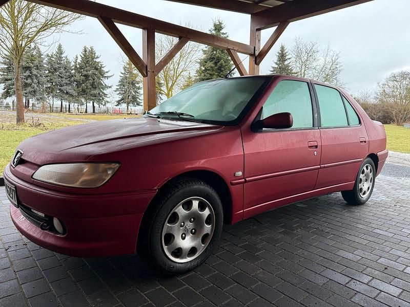 Gebraucht Peugeot 306 75 PS (55 kW) 2000 Rot Limousine