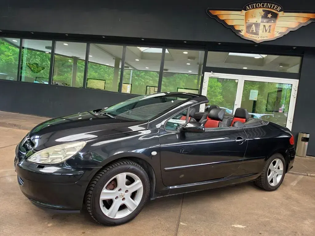 Gebraucht Peugeot 307 CC Tendance 136 PS (100 kW) 2003 Rot Cabrio