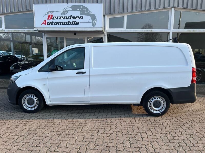 Gebraucht Mercedes Vito 114 PS (83 kW) 2018 Arktikweiss Van