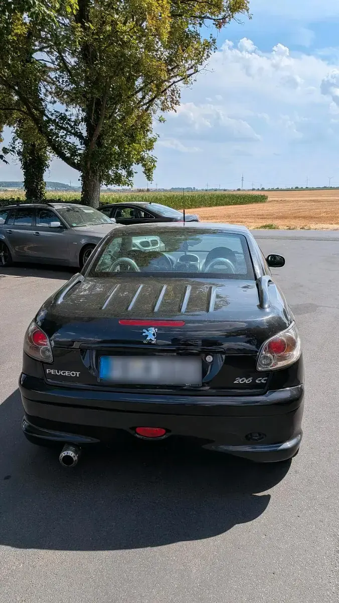 Gebraucht Peugeot 206 CC 109 PS (80 kW) 2004 Schwarz Cabrio