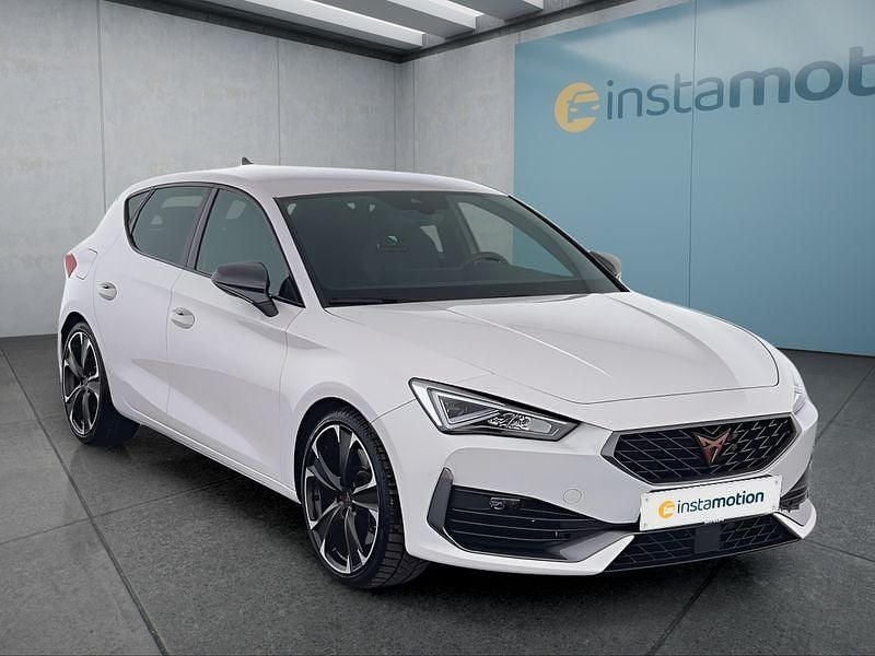 Gebraucht Cupra Leon VZ 300 PS (220 kW) 2022 Weiß Kleinwagen