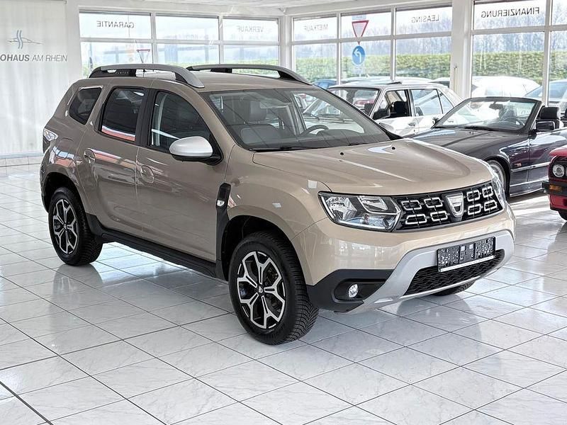 Gebraucht Dacia Duster Prestige 125 PS (91 kW) 2018 Gold SUV
