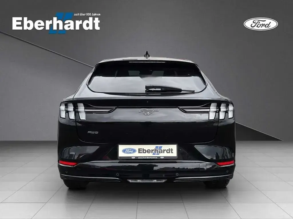 Gebraucht Ford Mustang Mach-E 197 kW (269 PS) 2022 Iridiumschwarz metallic SUV