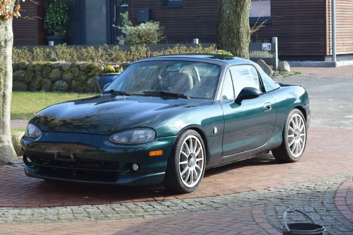 Gebraucht Mazda MX5 200 PS (147 kW) 2000 Grün Cabrio